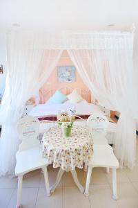Phòng Tiêu Chuẩn Giường Lớn (Standard King Room)