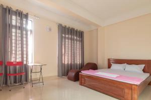 Phòng Giường Đôi/2 Giường Đơn Với Giường Phụ (Double or Twin Room with Extra Bed)