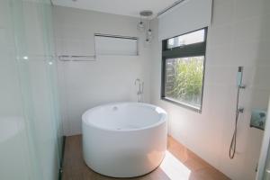 Biệt Thự Bốn Người Đảo A (A Villa Island Quadruple Room)