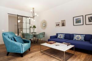 Two-Bedroom Apartment room in Mante House - Malasaña Design