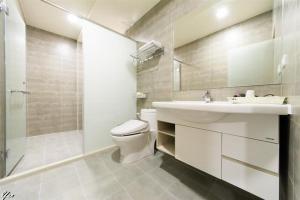 Phòng Deluxe 4 Người (Deluxe Quadruple Room)