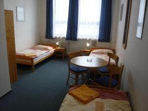 Triple Room room in Hotel Hasa