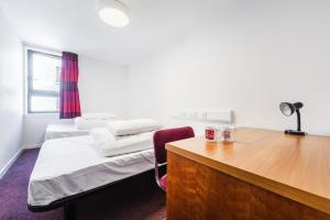 Two-Bedroom Apartment room in Euro Hostel Edinburgh Halls