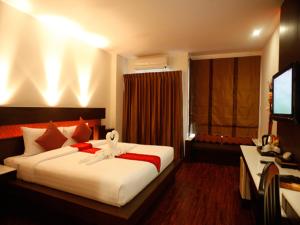 Superior Double Room room in Suvarnabhumi Suite Hotel
