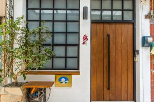 Nhà 2 Phòng Ngủ (Two-Bedroom House)
