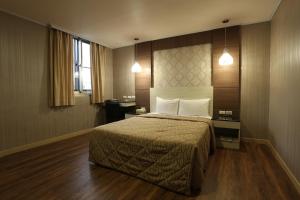 Phòng Cổ Điển Giường Đôi (Classic Double Room)