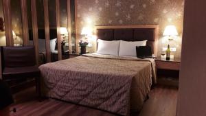 Phòng Tiêu Chuẩn Giường Đôi (Standard Double Room)