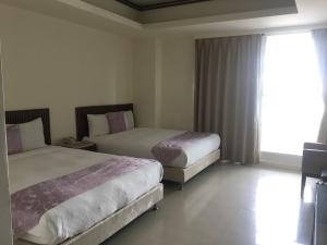 Phòng 4 Người Có Ban Công (Quadruple Room with Balcony)
