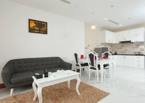 Căn Hộ (Apartment)