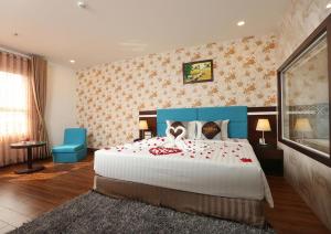Phòng Tiêu Chuẩn Giường Đôi (Standard Double Room)
