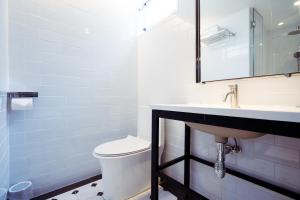 Phòng gác mái giường đôi (Loft Double Room)