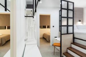 Deluxe Family Suite with Terrace room in The Athenians Modern Apartments