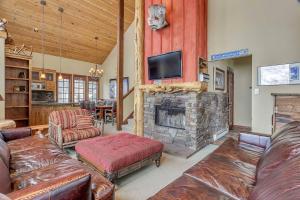 High-end summer/winter lodge on slopes of Alta