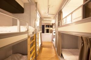 1 Người Trong Phòng Tập Thể 8 Giường – Chỉ Cho Nam (1 Person in 8-Bed Dormitory - Male Only)