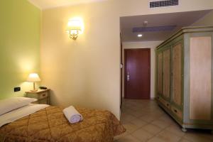 Triple Room room in Hotel L'Aquila