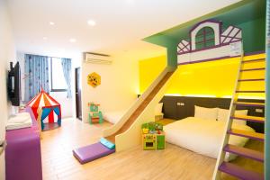 Phòng 4 Người (Quadruple Room)