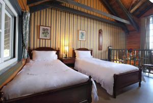 Phòng 4 người (Quadruple Room)