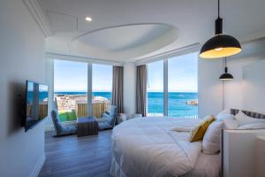 Suite Gia Đình Loại Sang (Deluxe Suite Family)