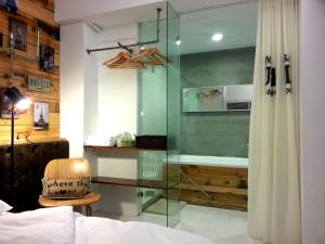 Phòng Giường Đôi Nhỏ (Small Double Room)