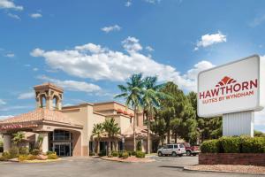 Hawthorn Suites by Wyndham El Paso in Las Cruces