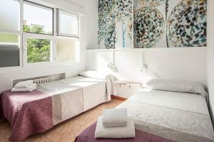 Twin Room with Private Bathroom room in Madrid Motion Hostels