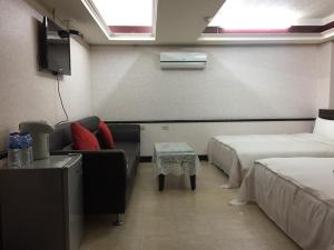 Phòng 4 Người (Quadruple Room)