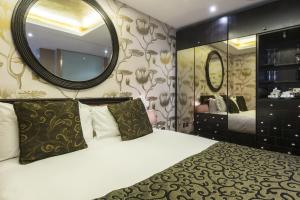 Junior Suite Double room in Le Monde Hotel
