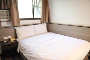 Phòng Tiêu Chuẩn Giường Đôi (Standard Double Room)