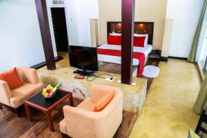 Junior Suite room in Pegasus Reef Hotel