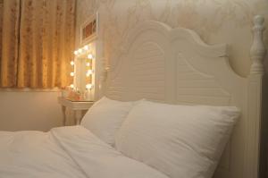 Phòng Tiêu Chuẩn Giường Đôi (Standard Double Room)