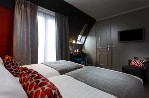 Triple Room room in Hôtel Garance