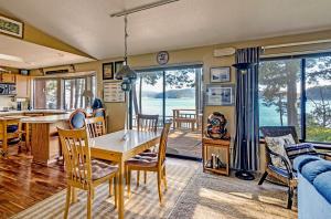 16 Swifts Bay - image 1