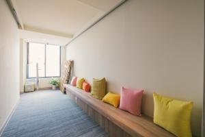Giường trong Phòng ngủ tập thể Nữ 4 Người (Bed in 4-Bed Female Dormitory Room)