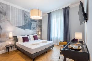 Deluxe Double or Twin Room with Balcony room in 3110 ArtHotel
