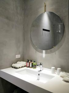 Phòng Đôi Cao Cấp (Superior Double Room)