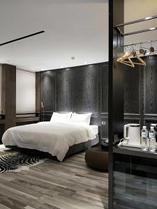 Phòng Đôi Loại Sang (Deluxe Double Room)