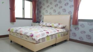 Phòng Tiêu Chuẩn Có 2 Giường Cỡ Queen (Standard Queen Room with Two Queen Beds)