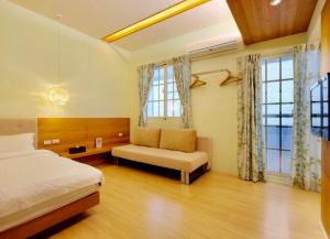 Phòng Giường Đôi Có Phòng Tắm Riêng (Double Room with Private Bathroom)