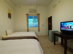 Phòng 2 Giường Đơn Với Phòng Tắm Riêng (Twin Room with Private Bathroom)