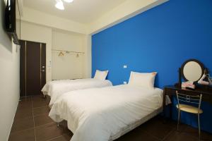 Phòng 2 giường đơn có ban công (Twin Room with Balcony)