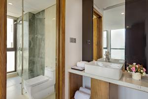 Phòng Giường Đôi/Hai Giường Đơn – Không Bao gồm Bữa sáng (Double or Twin Room - No Breakfast Included)