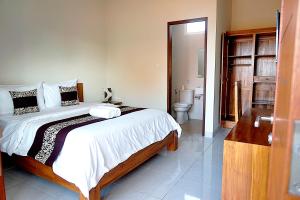 Phòng Đôi Cao Cấp (Superior Double Room)