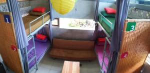 Giường Trong Phòng Ngủ Tập Thể Cho Cả Nam Và Nữ 6 Giường (Bed in 6-Bed Mixed Dormitory Room)