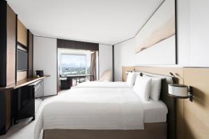 Horizon Club Deluxe Twin Room