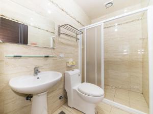 Suite Gia Đình Deluxe (Deluxe Family Suite)