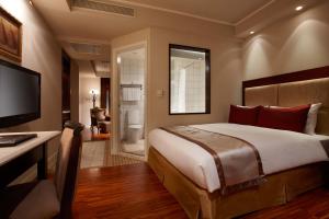 Phòng Gia Đình Loại Sang (Deluxe Family Room)