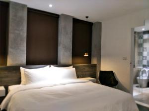 Phòng Tiêu Chuẩn Giường Đôi (Standard Double Room)