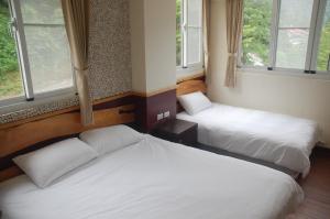 Phòng 3 Người Có Bồn Tắm (Triple Room with Bath)