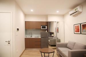 Căn Hộ - Tầng Trệt (Apartment - Ground Floor)