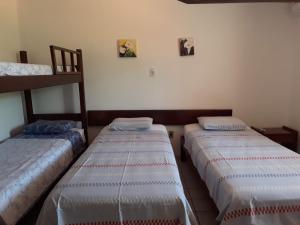 Triple Room with Balcony room in Pousada Estacao Do Sol